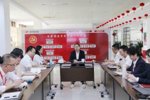 林鸝參加指導玉柴物流集團管理黨支部組織生活會